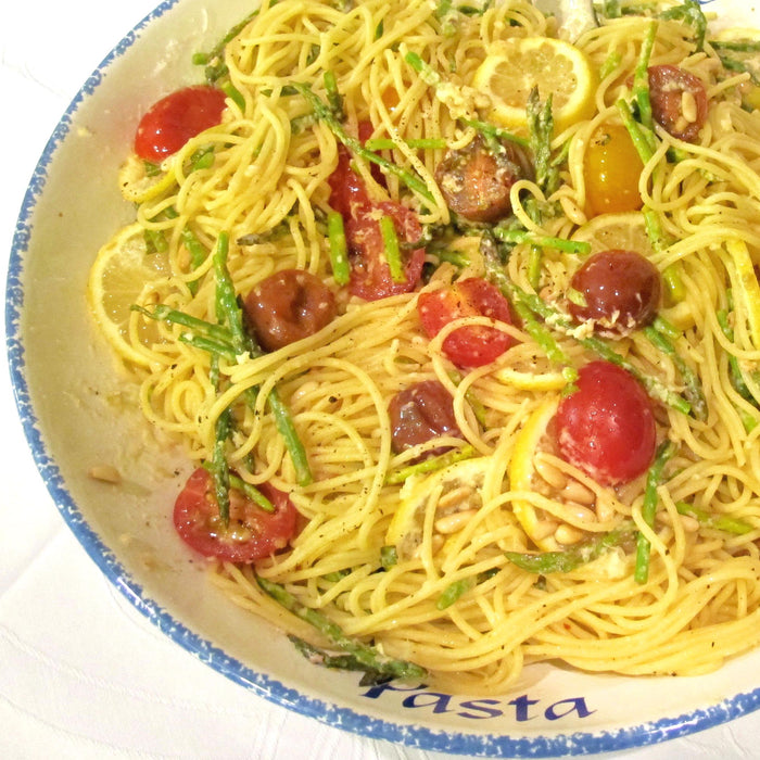 Lemon Spaghetti with Tomatoes and Asparagus