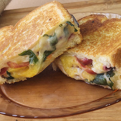 Image of grilled cheese sandwich with peaches