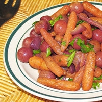 Image of Roasted Grapes and Carrots