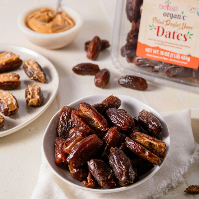 Image of  2 packages (16 Ounces each) Organic Pitted Deglet Noor Dates Fruit
