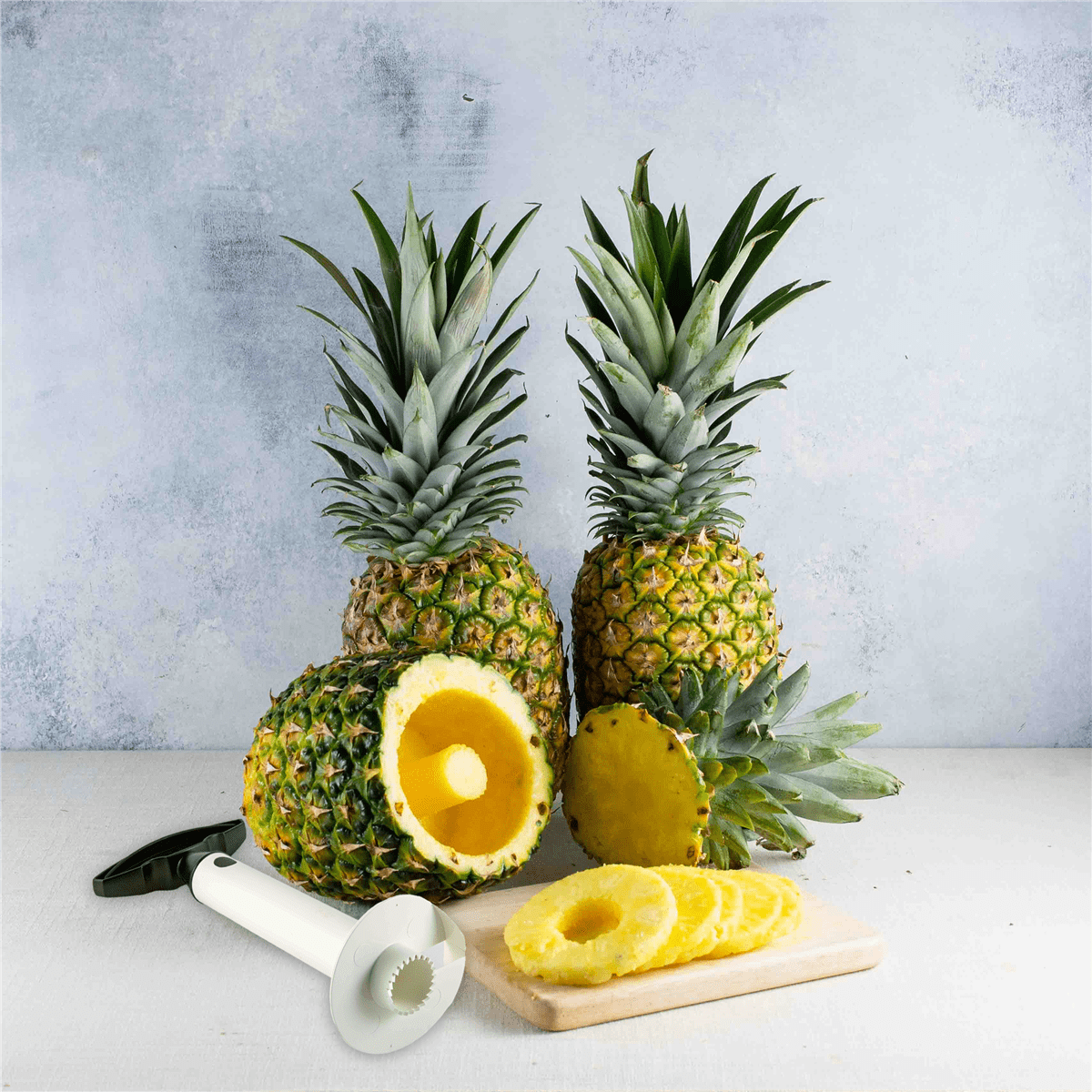 image-of-gold-pineapples-with-